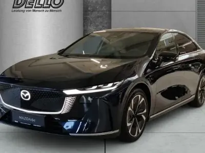 Usata Mazda 6e Takumi-Line 189 kW (258 CV) 2025 Blu Berlina