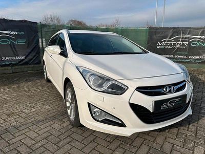 Gebraucht Hyundai i40 Edition 136 PS (100 kW) 2015 Weiß Kombi