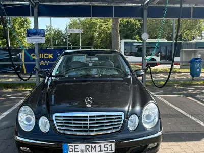 Second-hand Mercedes E200