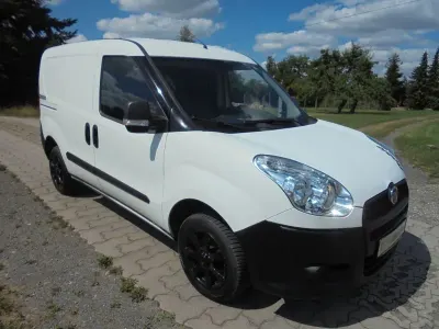 Gebraucht Fiat Doblò 90 PS (66 kW) 2010 Weiß Van / Kleinbus