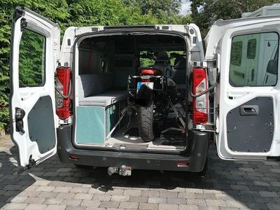 Gebraucht Peugeot Expert 95 PS (69 kW) 2007 Weiß Van
