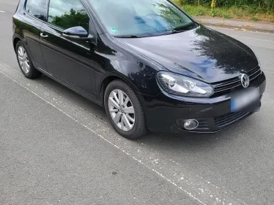 Gebraucht VW Golf VI 140 PS (102 kW) 2011 Schwarz Kleinwagen
