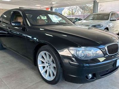 BMW 750