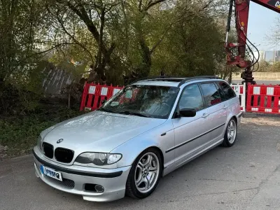 Gebraucht BMW 318 M Sport 143 PS (105 kW) 2001 Silber Kombi