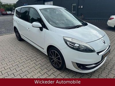 Weiß Gebraucht 2012 Renault Scénic III Dynamique Van / Kleinbus | 6.590 € (Etwas zu teuer)