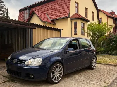 Gebraucht VW Golf V 105 PS (77 kW) 2007 Blau Limousine