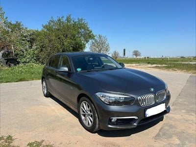 Usata BMW 118 Urban Line 136 CV (100 kW) 2016 Grigio Utilitaria