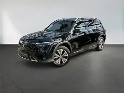 Gebraucht Mercedes EQB300 Progressive 167 kW (228 PS) 2025 Metalliclack kosmosschwarz (metallic) SUV