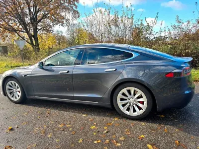 Gebraucht Tesla Model S Performance 584 kW (795 PS) 2019 Grau Kleinwagen