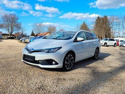 Gebraucht Toyota Auris Touring Sports Design 116 PS (85 kW) 2016 Weiß Kombi