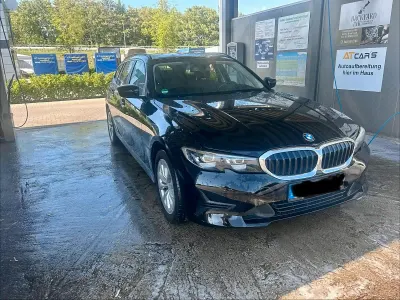 Gebraucht BMW 318 150 PS (110 kW) 2022 Schwarz Kombi