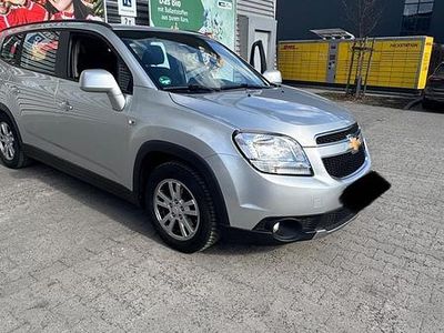 Gebraucht Chevrolet Orlando 141 PS (103 kW) 2011 Silber Van / Kleinbus