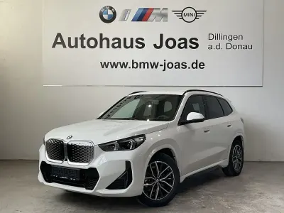 Neu BMW iX1 Performance 150 kW (204 PS) 2026 Weiß SUV