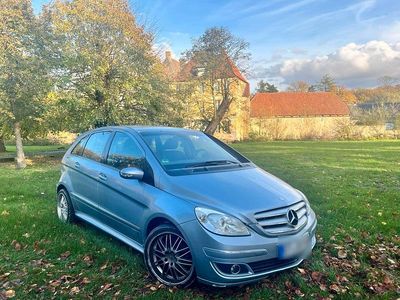 Gebraucht Mercedes B180 109 PS (80 kW) 2005 Blau Van / Kleinbus