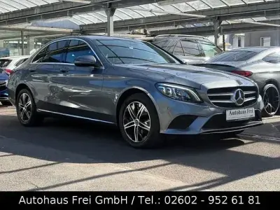 Usata Mercedes C220 Avantgarde 194 CV (142 kW) 2021 Grigio Berlina