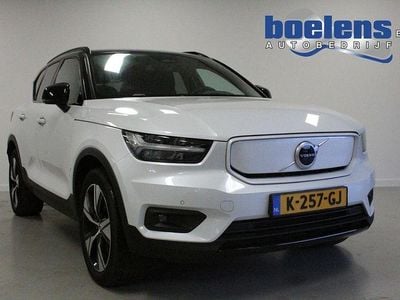 Weiß Gebraucht 2020 Volvo XC40 R-Design SUV | 17.943 € (Fairer Preis)