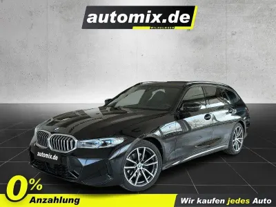 Gebraucht BMW 320 M Sport 190 PS (139 kW) 2023 Black sapphire metallic Kombi