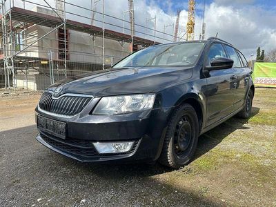 Gebraucht Skoda Octavia 140 PS (102 kW) 2015 Schwarz Kleinwagen