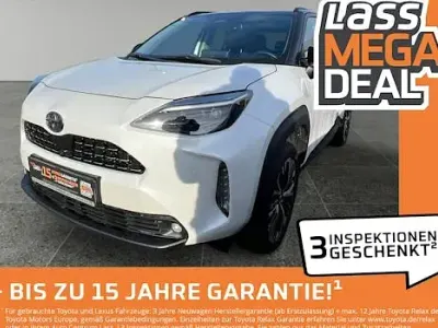 Gebraucht Toyota Yaris Cross Plus 130 PS (95 kW) 2025 Weiß SUV