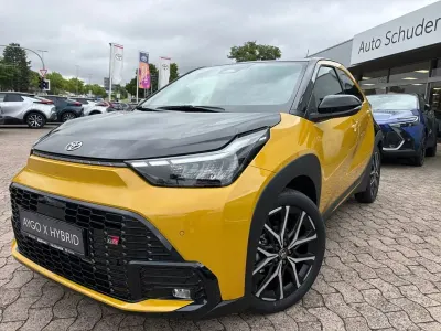 Neu Toyota Aygo X Sport 116 PS (85 kW) 2026 Gelb SUV