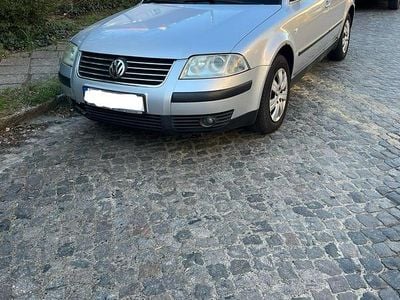 Usata VW Passat 116 CV (85 kW) 2002 Argento Station wagon