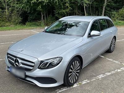 Mercedes E200