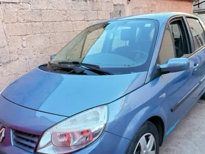 Brugt Renault Mégane II 135 HK (99 kW) 2005 Blå Sedan