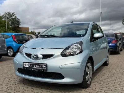 Gebraucht Toyota Aygo Cool 68 PS (50 kW) 2006 Blau Kleinwagen