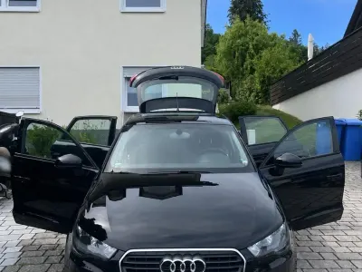 Gebraucht Audi A1 Sportback 85 PS (62 kW) 2013 Schwarz Kleinwagen
