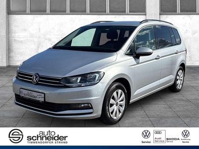 Gebraucht VW Touran Comfortline 150 PS (110 kW) 2022 Silber Van / Kleinbus