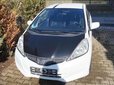 Second-hand Honda Jazz 90 CP (66 kW) 2011 Alb Hatchback