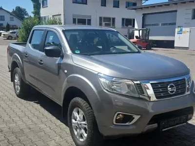 Gebraucht Nissan Navara 163 PS (119 kW) 2022 Grau Pickup