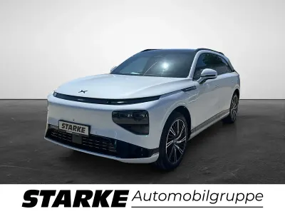 Neu XPENG G9 AWD Performance 422 kW (575 PS) 2026 Weiß (arctic white) SUV