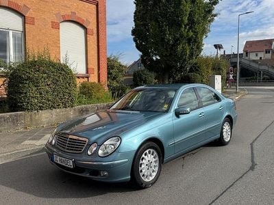 Gebraucht Mercedes E320 Elegance 224 PS (164 kW) 2002 Blau Limousine