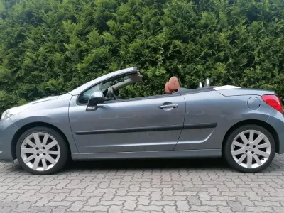 Gebraucht Peugeot 207 CC 120 PS (88 kW) 2007 Grau Cabrio