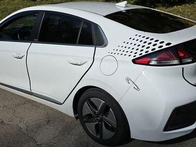 Gebraucht Hyundai Ioniq Premium 141 PS (103 kW) 2020 Weiß Kleinwagen