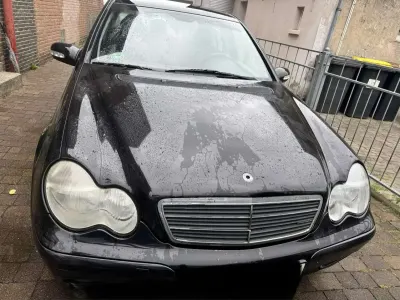 Gebraucht Mercedes C180 Classic 129 PS (94 kW) 2001 Limousine