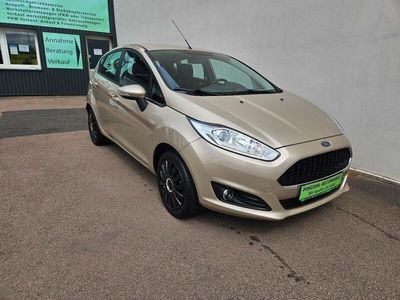 Gebraucht Ford Fiesta Trend 82 PS (60 kW) 2016 Beige Kleinwagen