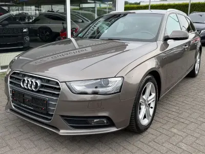 Gebraucht Audi A4 Ambition 136 PS (100 kW) 2013 Grau Kombi