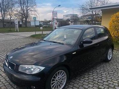 Gebraucht BMW 118 129 PS (94 kW) 2005 Schwarz Kleinwagen