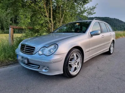 Gebraucht Mercedes C320 Avantgarde 224 PS (164 kW) 2004 Silber Kombi