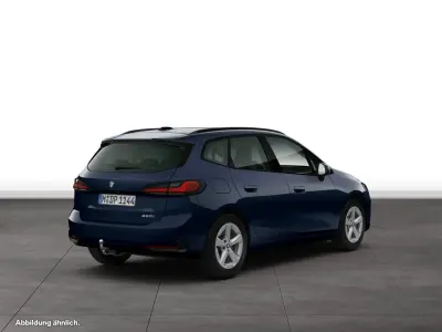 Gebraucht BMW 220 Active Tourer 156 PS (114 kW) 2025 Blau Van / Kleinbus