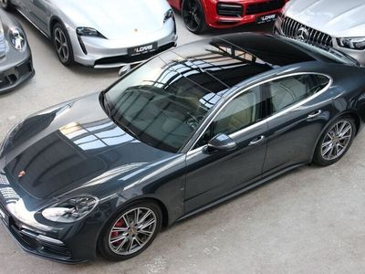 Porsche Panamera Turbo