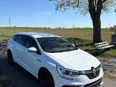 Gebraucht Renault Mégane GrandTour 116 PS (85 kW) 2019 Weiß Kombi