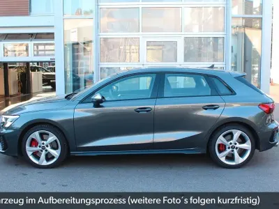 Używany Audi S3 Ambiente 310 KM (228 kW) 2023 Szary Sedan/Limuzyna