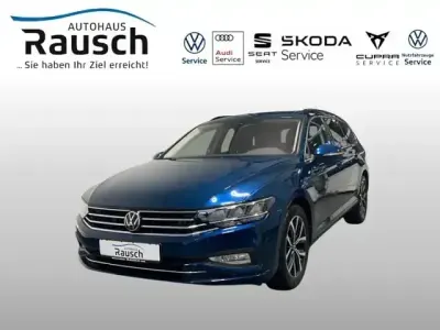 Gebraucht VW Passat Business 200 PS (147 kW) 2022 Blau Kombi