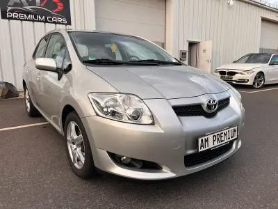 Gebraucht Toyota Auris Sol 126 PS (92 kW) 2009 Braun Kleinwagen