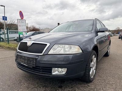 Grau Gebraucht 2009 Skoda Octavia Elegance Kombi | 3.800 € (Guter Preis)