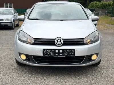 Gebraucht VW Golf VI Highline 122 PS (89 kW) 2011 Silber Kleinwagen