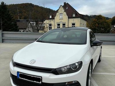 Usata VW Scirocco 160 CV (117 kW) 2011 Bianco Coupé